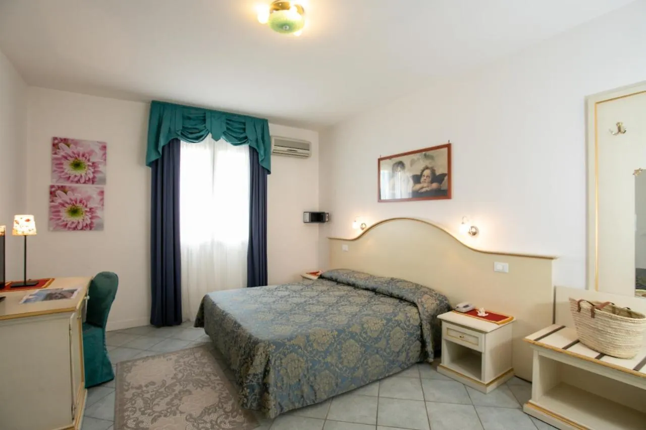 Hotel Elpiro Lido di Jesolo